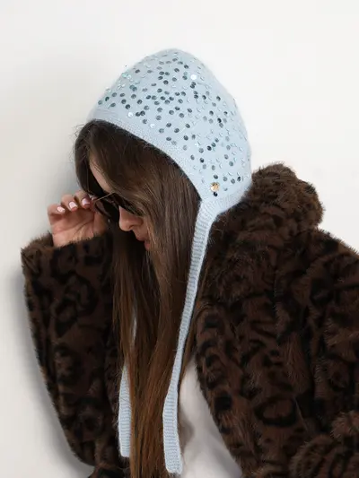 Шапка-капор с пайетками в ассортименте